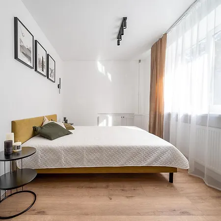 Modern 2 Bedroom Vytenio Apartment In City Centre I Self Check-In Вильнюс Экстерьер фото